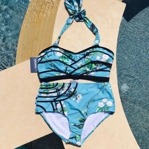 Modcloth Retro Aqua Floral plus Swimsuit Top only